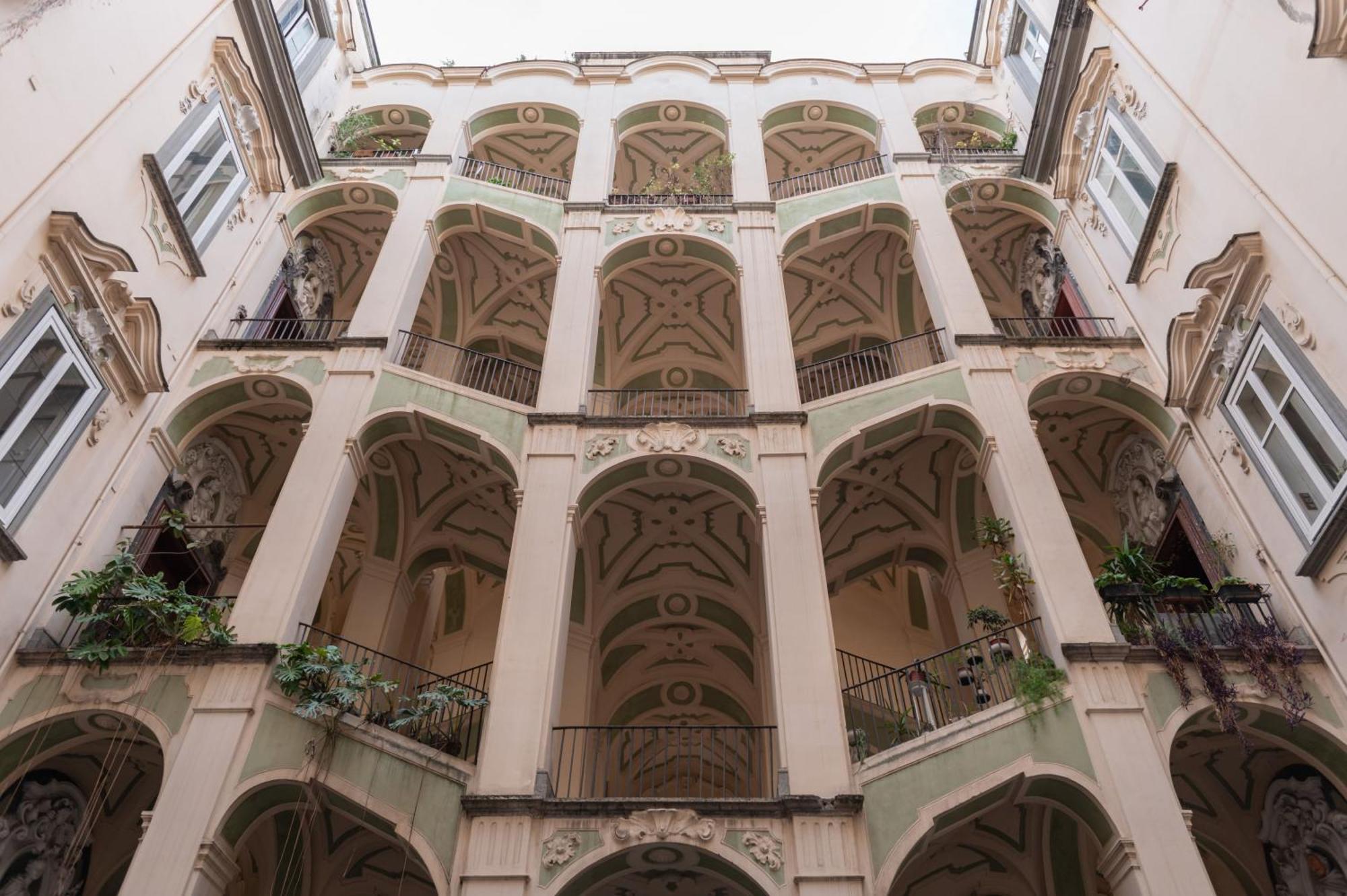 Your Central Wide Place - Min 31 Days Napoli Bagian luar foto